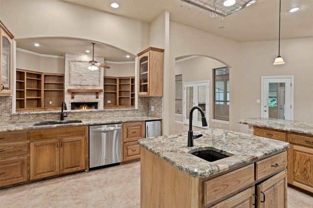 107 Hallie CT, Georgetown, TX 78633