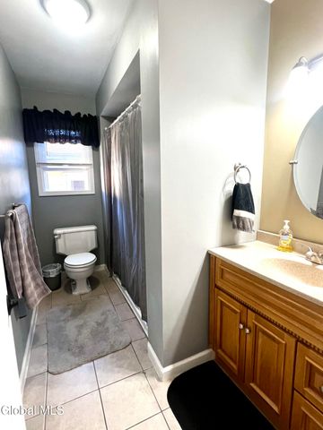 20 Peter Lane, Amsterdam, NY 12010