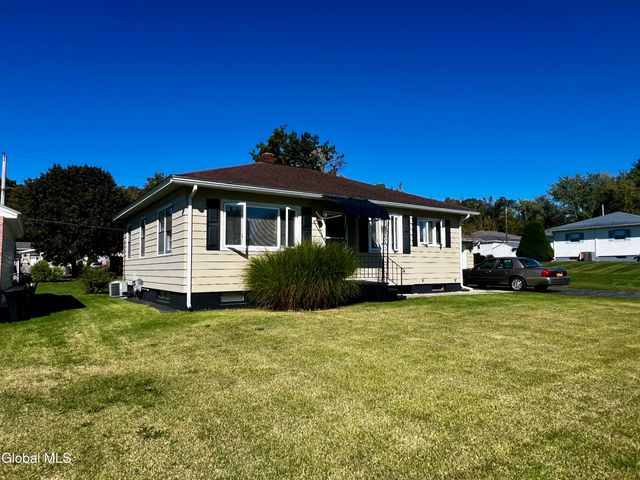 20 Peter Lane, Amsterdam, NY 12010