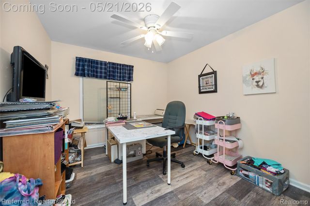 21225 Parklane Street, Farmington Hills, MI 48335