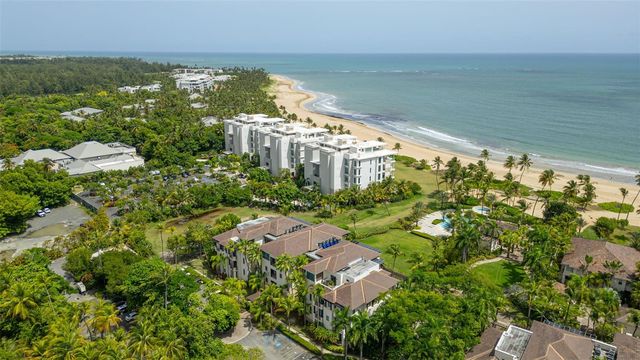 Bahia Beach Resort LAS VENTANAS II 104, Rio Grande, PR 00745