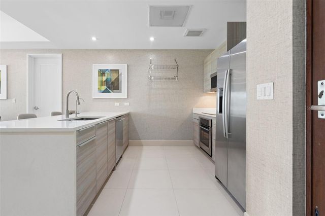 Bahia Beach Resort LAS VENTANAS II 104, Rio Grande, PR 00745