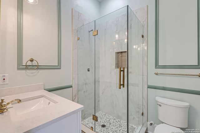 515 W Highland Blvd, San Antonio, TX 78210