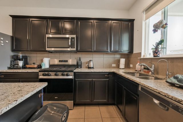 120 Palm DR, Buda, TX 78610