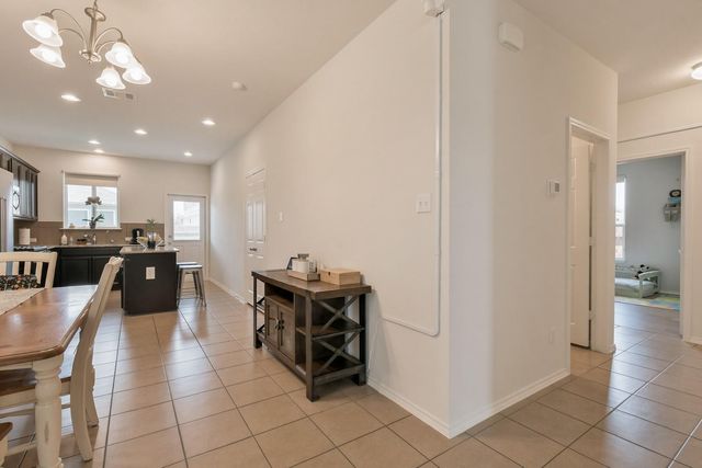 120 Palm DR, Buda, TX 78610