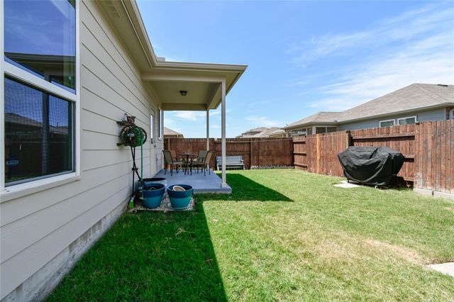 120 Palm DR, Buda, TX 78610