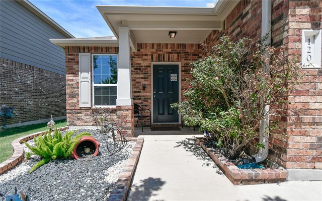 120 Palm DR, Buda, TX 78610