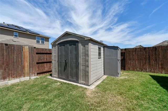 120 Palm DR, Buda, TX 78610