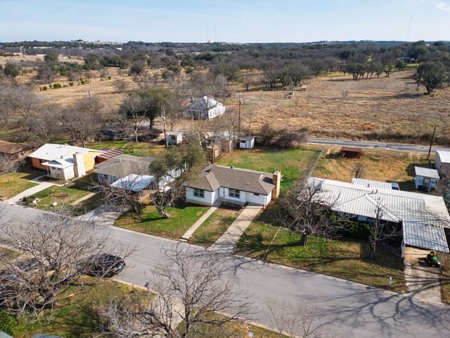 44 Sue Ann Drive, Lampasas, TX 76550