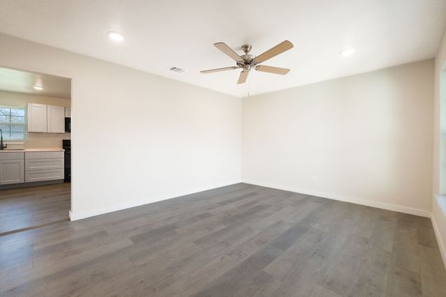 44 Sue Ann Drive, Lampasas, TX 76550