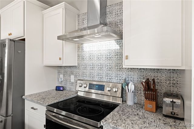 2126 Ekin Avenue, New Albany, IN 47150