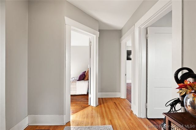 2126 Ekin Avenue, New Albany, IN 47150