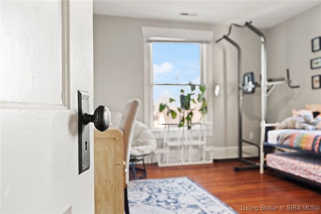 2126 Ekin Avenue, New Albany, IN 47150