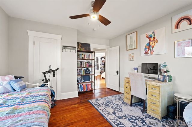 2126 Ekin Avenue, New Albany, IN 47150