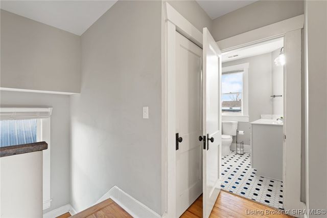 2126 Ekin Avenue, New Albany, IN 47150