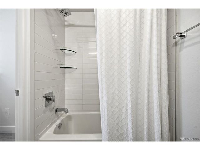 4055 W Conejos Pl, Denver, CO 80204