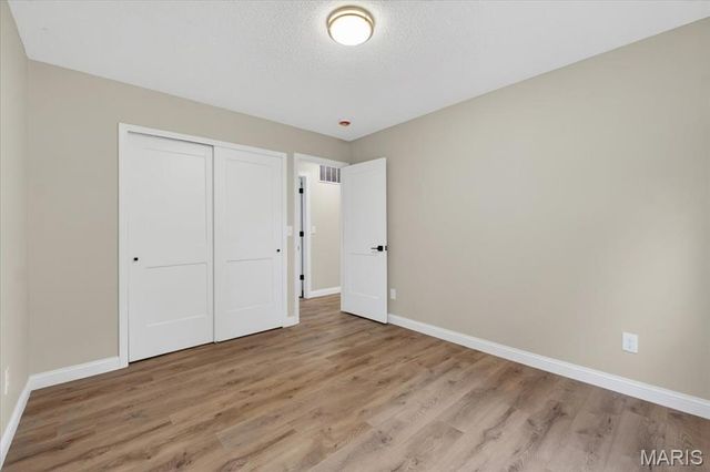 1327 Brandywine Lane, St Peters, MO 63376