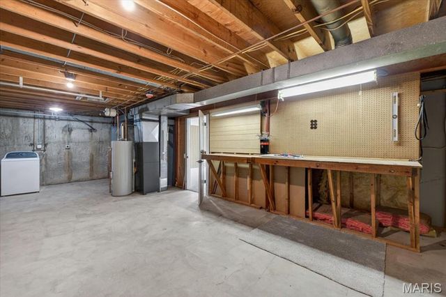 1327 Brandywine Lane, St Peters, MO 63376