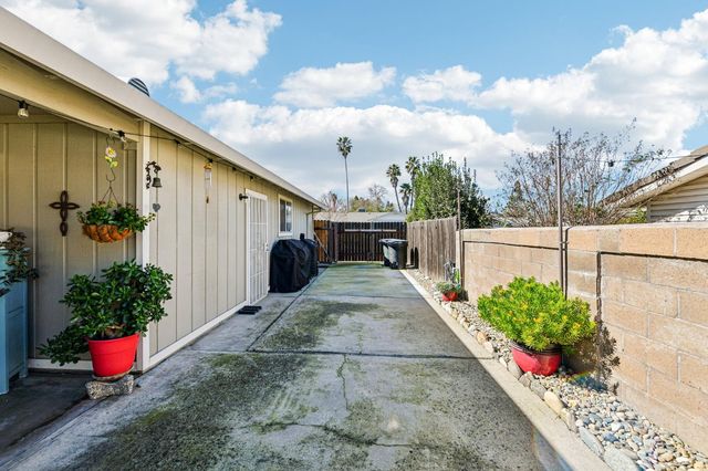 1507 Crestmont Ave, Roseville, CA 95661