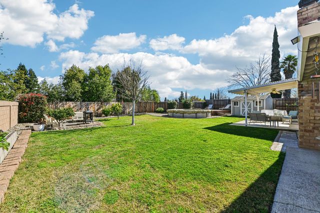 1507 Crestmont Ave, Roseville, CA 95661