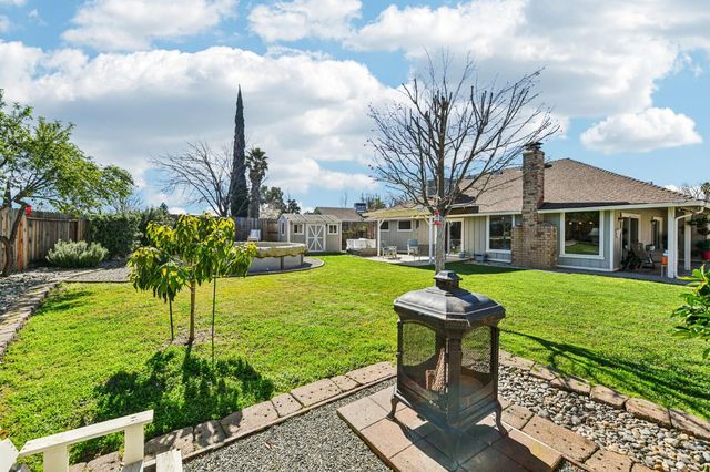 1507 Crestmont Ave, Roseville, CA 95661