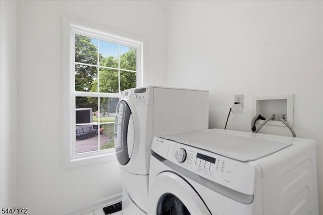 163 Bryans Rd, Washington Twp., NJ 08827