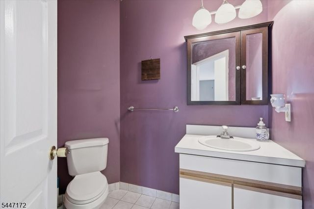 163 Bryans Rd, Washington Twp., NJ 08827