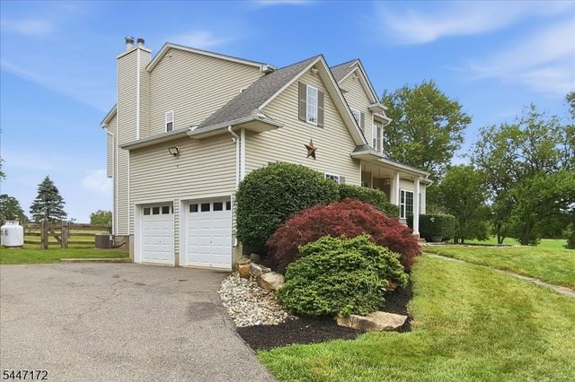 163 Bryans Rd, Washington Twp., NJ 08827