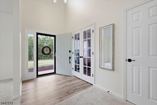 163 Bryans Rd, Washington Twp., NJ 08827