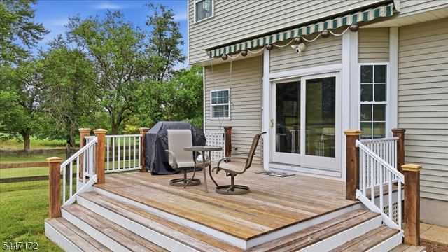 163 Bryans Rd, Washington Twp., NJ 08827