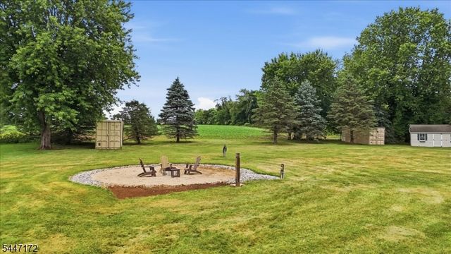 163 Bryans Rd, Washington Twp., NJ 08827