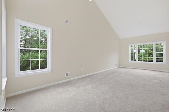 163 Bryans Rd, Washington Twp., NJ 08827