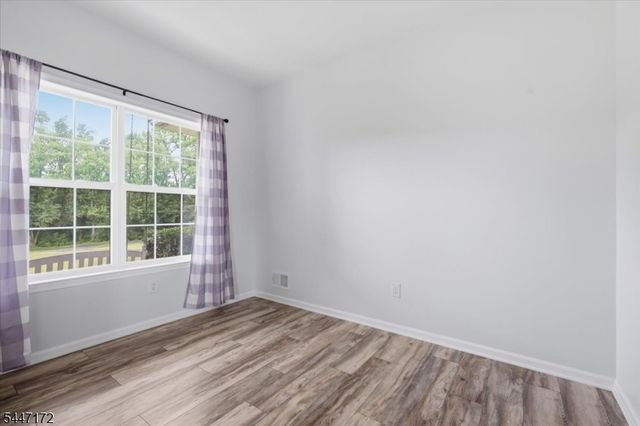 163 Bryans Rd, Washington Twp., NJ 08827