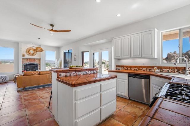 57388 Manzaniata Drive, Yucca Valley, CA 92284