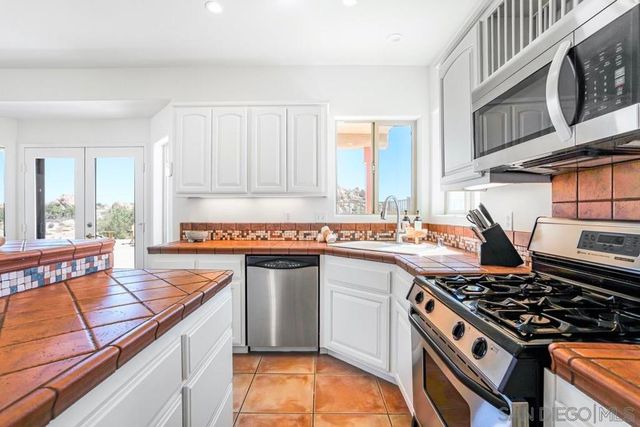 57388 Manzaniata Drive, Yucca Valley, CA 92284