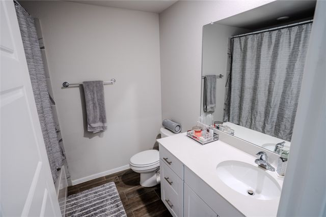 404 Eaton Drive, Justin, TX 76247