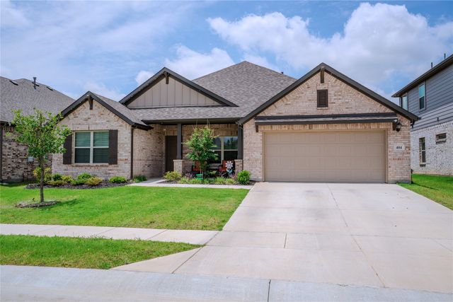 404 Eaton Drive, Justin, TX 76247