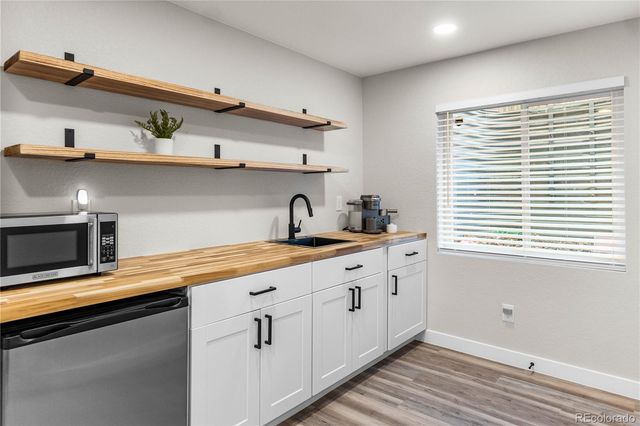 17252 Parkside Drive, Commerce City, CO 80022