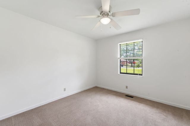 344 Highfield Dr, Murfreesboro, TN 37128