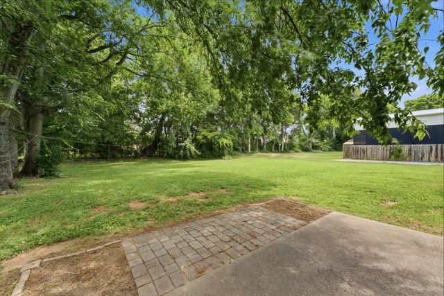 344 Highfield Dr, Murfreesboro, TN 37128