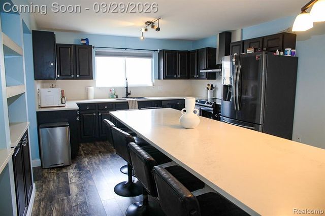 5024 Bristor Drive, Sterling Heights, MI 48310