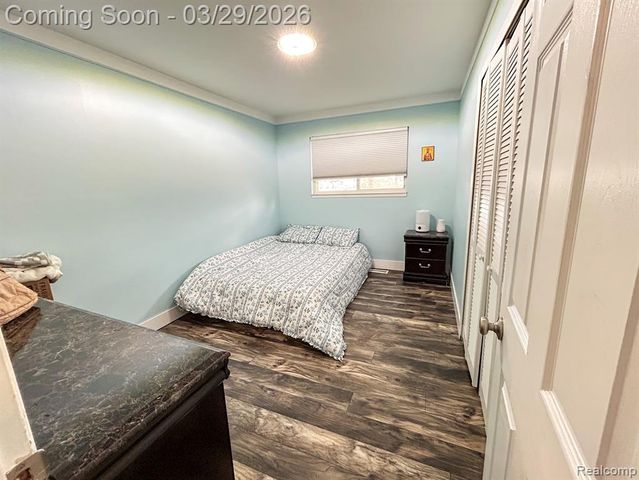 5024 Bristor Drive, Sterling Heights, MI 48310