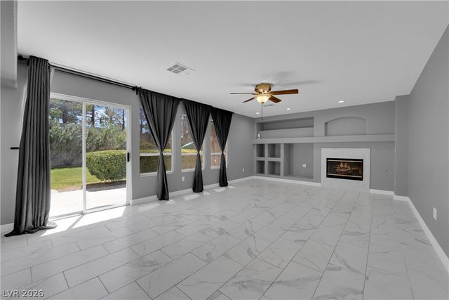 825 Gleamstar Avenue, Las Vegas, NV 89123
