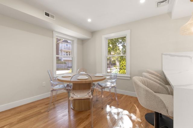 709 Belmont St, Belmont, MA 02478