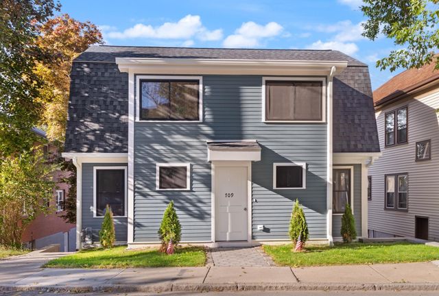 709 Belmont St, Belmont, MA 02478