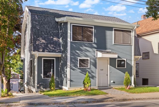 709 Belmont St, Belmont, MA 02478