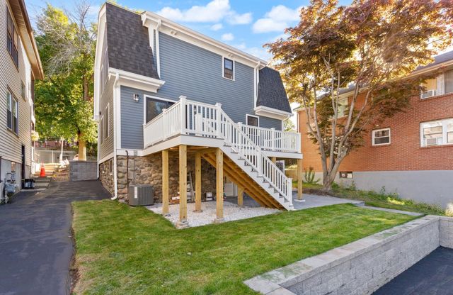709 Belmont St, Belmont, MA 02478