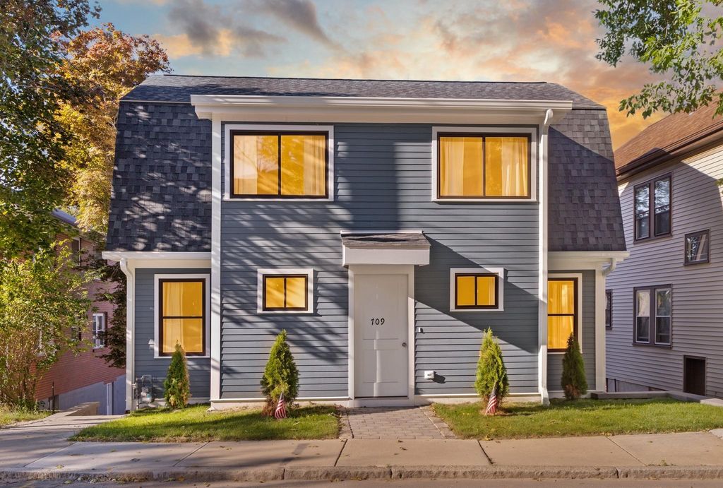 709 Belmont St, Belmont, MA 02478