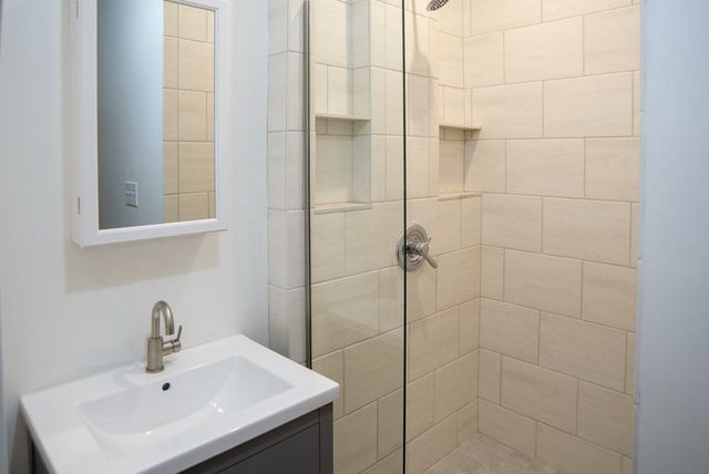 283 Chestnut Ave 2, Boston, MA 02130