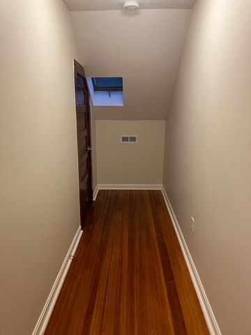 194 Auburn 2, Newton, MA 02466